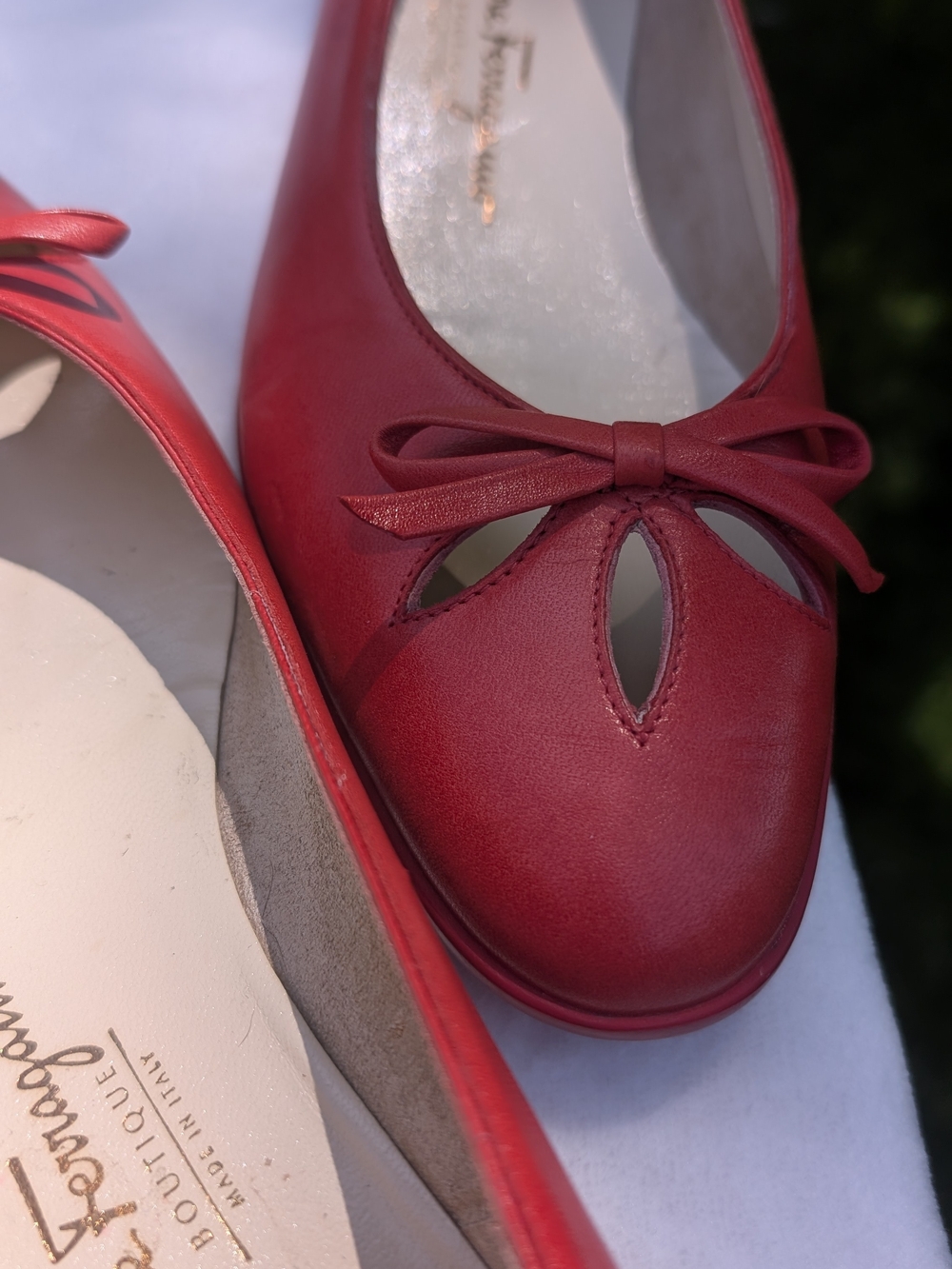Salvatore Ferragamo Red Bow-Accent Women's Flats Made In Italy Sz 9 - Picture 5 of 16